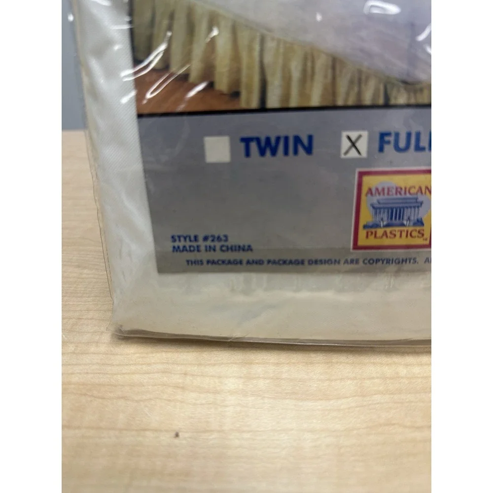 New American Plastics Elastic Mattress Cover‎ Protector Full Non Allergenic